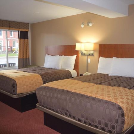 Knights Inn Arnprior Extérieur photo