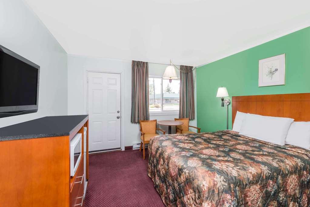 Knights Inn Arnprior Chambre photo