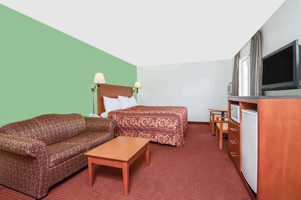 Knights Inn Arnprior Chambre photo