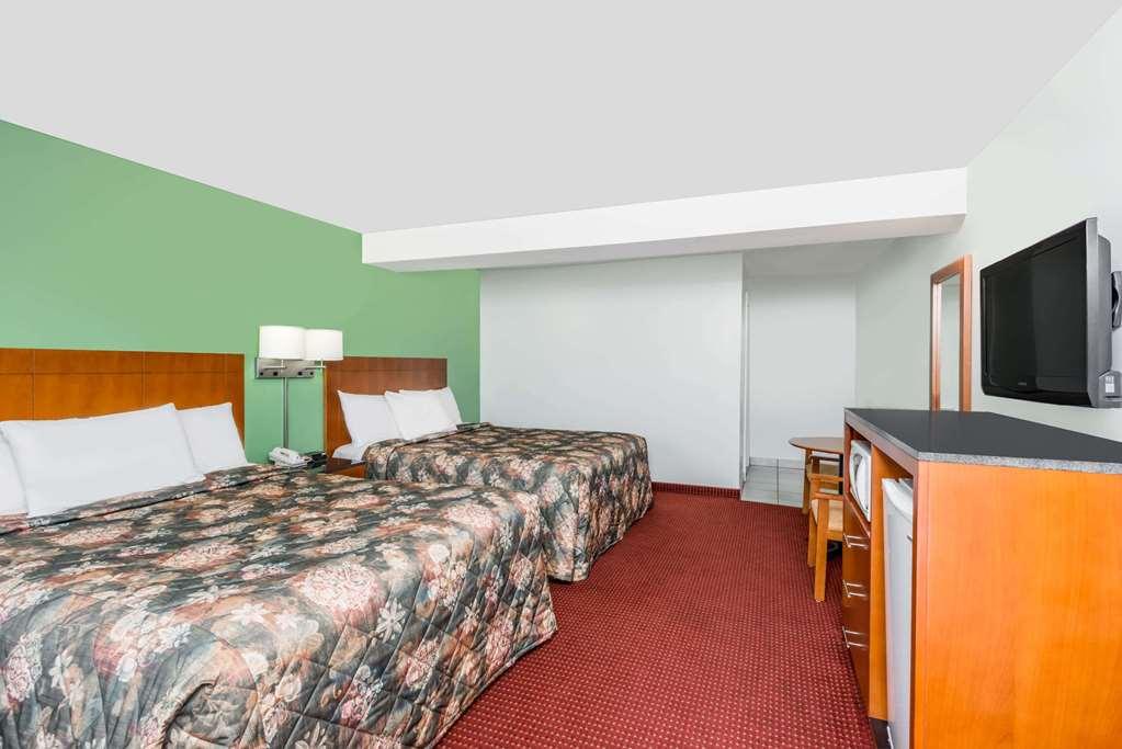 Knights Inn Arnprior Chambre photo